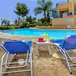 Exceptional Large Villa, Free Heated Pool 1 Nov - 15 Jan, Privacy,prime Location فيلة بييا