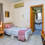 Exceptional Large Villa, Free Heated Pool 1 Nov - 15 Jan, Privacy,prime Location