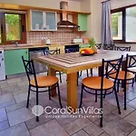 فيلة Exceptional Large Villa, Free Heated Pool 1 Nov - 15 Jan, Privacy,prime Location بييا
