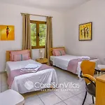 Exceptional Large Villa, Free Heated Pool 1 Nov - 15 Jan, Privacy,prime Location فيلة بييا