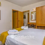 فيلة Exceptional Large Villa, Free Heated Pool 1 Nov - 15 Jan, Privacy,prime Location *