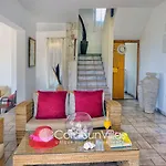 Exceptional Large Villa, Free Heated Pool 1 Nov - 15 Jan, Privacy,prime Location