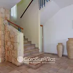 Exceptional Large Villa, Free Heated Pool 1 Nov - 15 Jan, Privacy,prime Location