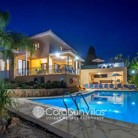Exceptional Large Villa, Free Heated Pool 1 Nov - 15 Jan, Privacy,prime Location Villa Peyia
