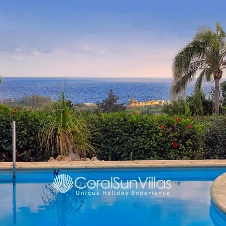 Exceptional Large Villa, Free Heated Pool 1 Nov - 15 Jan, Privacy,prime Location Πέγεια